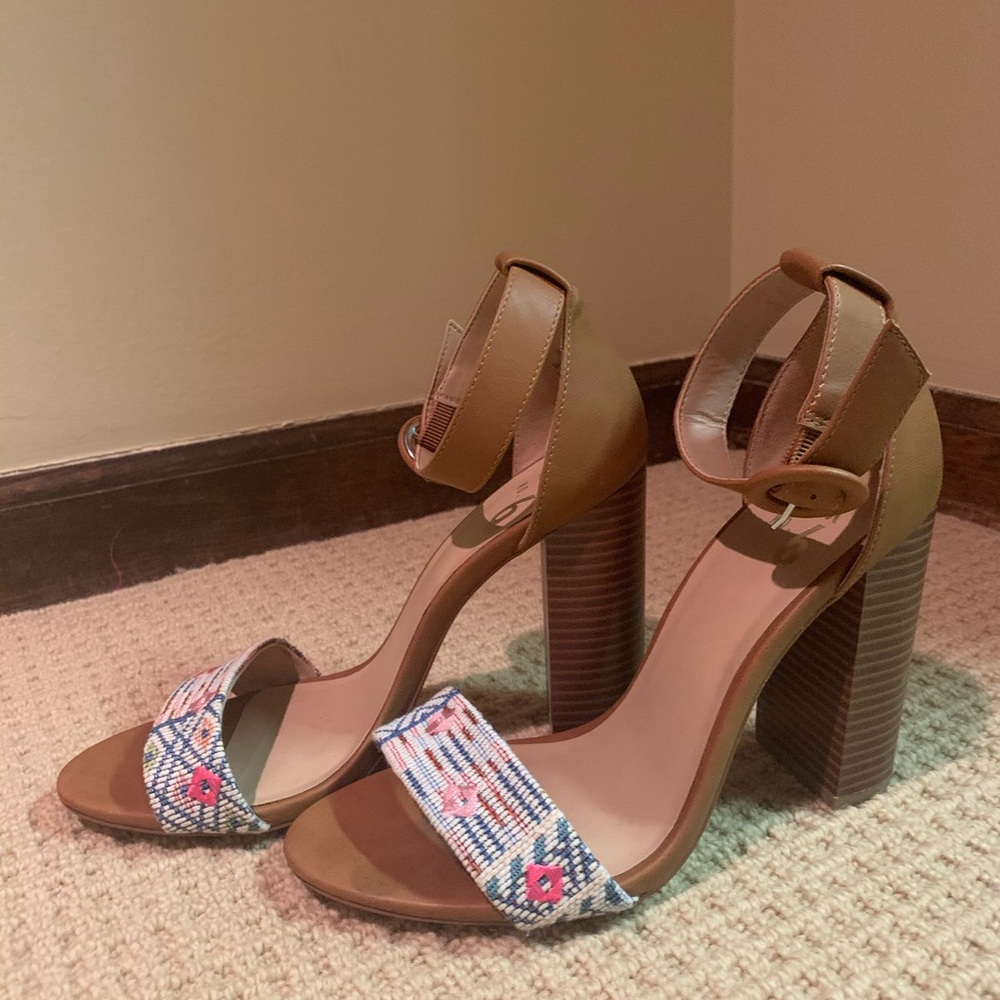Mix. No 6 “Avery” Heel w embroidery, US Women’s 8